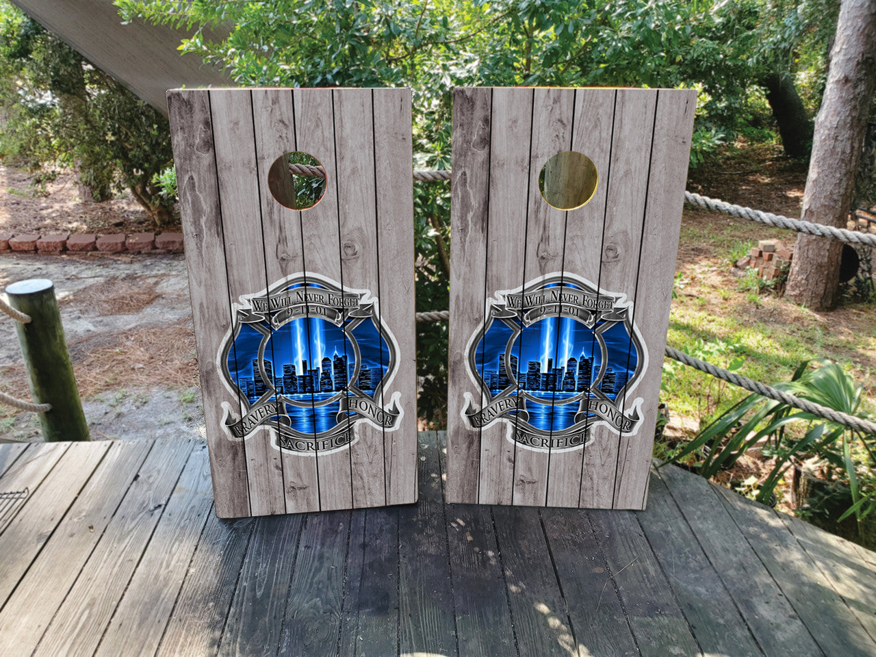 911 TWIN TOWERS MEMORIAL CORNHOLE BOARDS / SETDESIGN 1 / Set