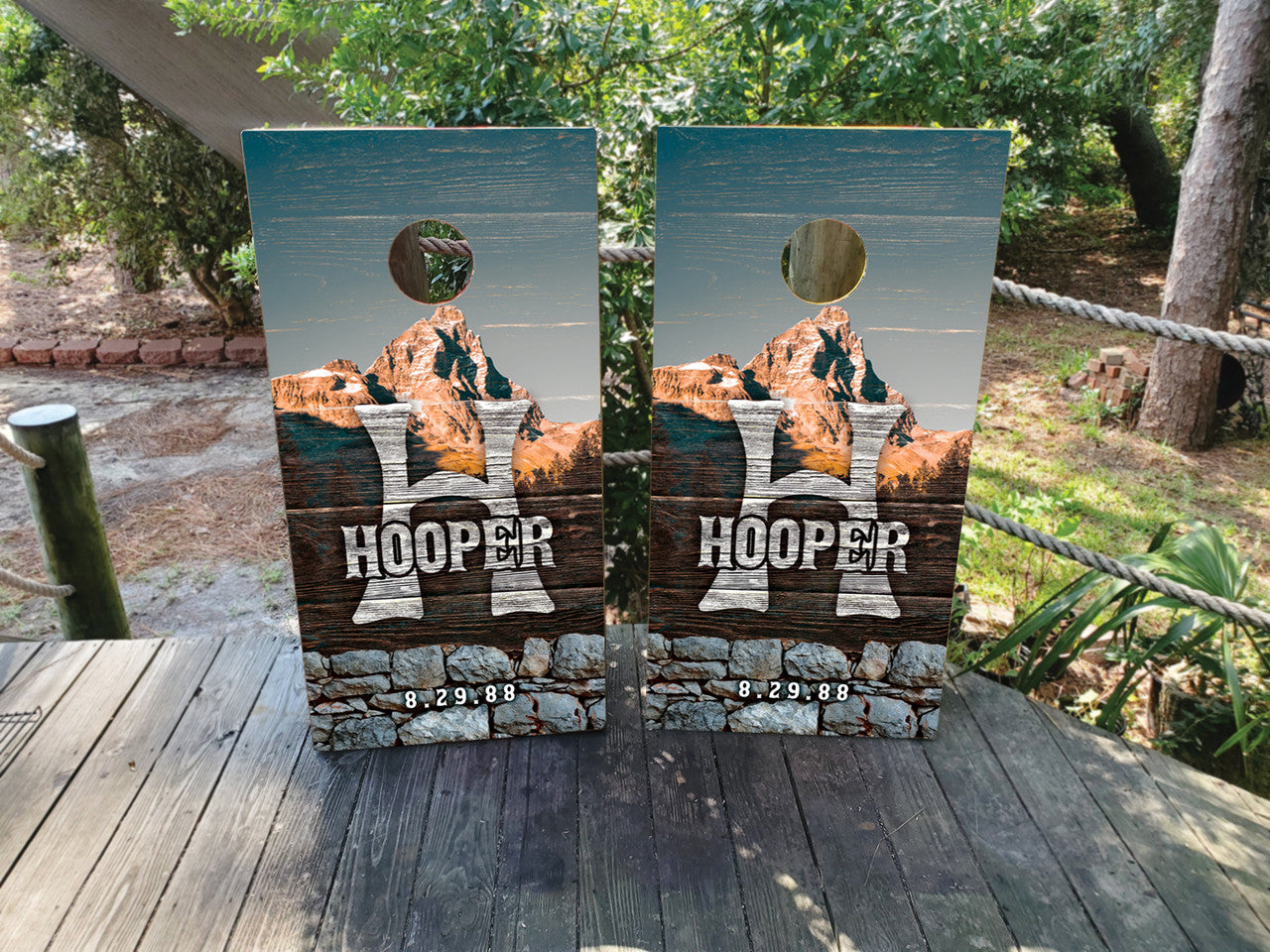 CUSTOM MOUNTAIN CORNHOLE BOARDS / SET/ Set