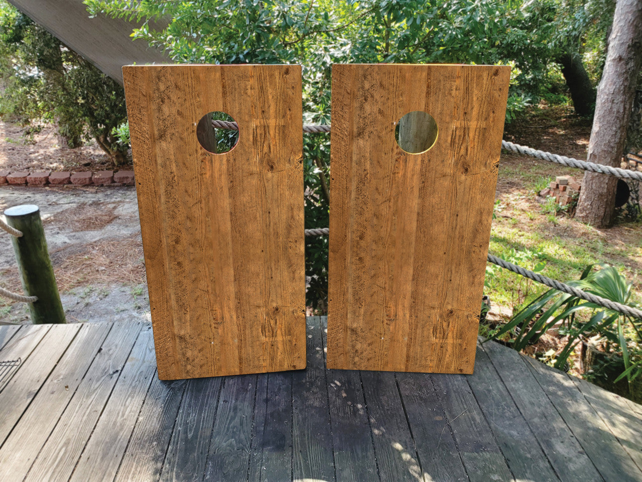 NATURAL RUSTIC WOOD – CLASSIC BROWN WOOD GRAIN DESIGN CORNHOLE BOARDS / CORNHOLE SET/ Set